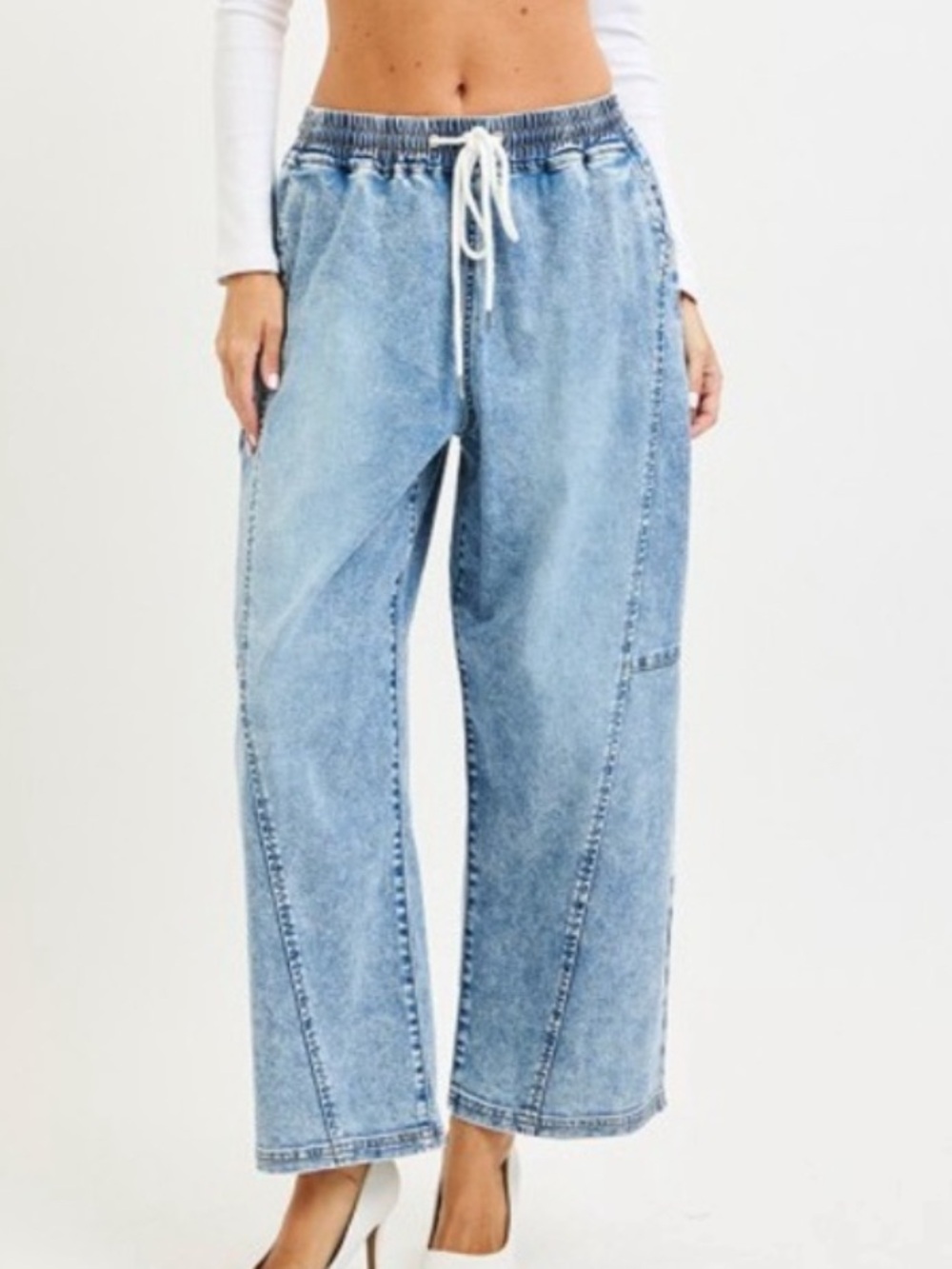 🚨👖NWT RISEN WYNNE size Medium boutique denimThese are awesome!!!!!